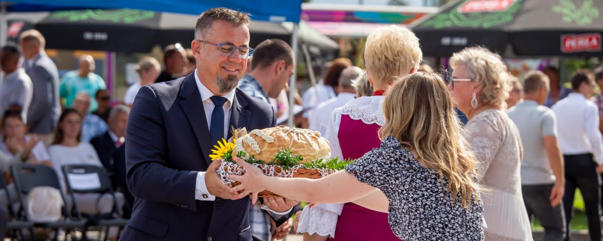 bread being passed